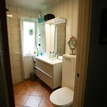 A Family-home In Lofoten Hotell