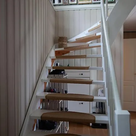 Hotell A Family-home In Lofoten